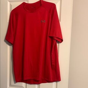 Under Armour Red Short Sleeve Tee